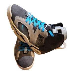 JORDAN 6 TECH CHROME WOMEN